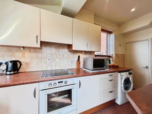 Kitchen- click for photo gallery